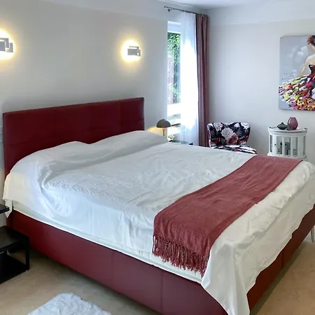 170qm In Fuer Familien Mit Parken, 2 Balkone, Und Kueche * Bamberga