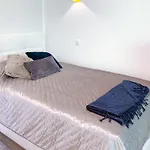 170qm In Fuer Familien Mit Parken, 2 Balkone, Und Kueche